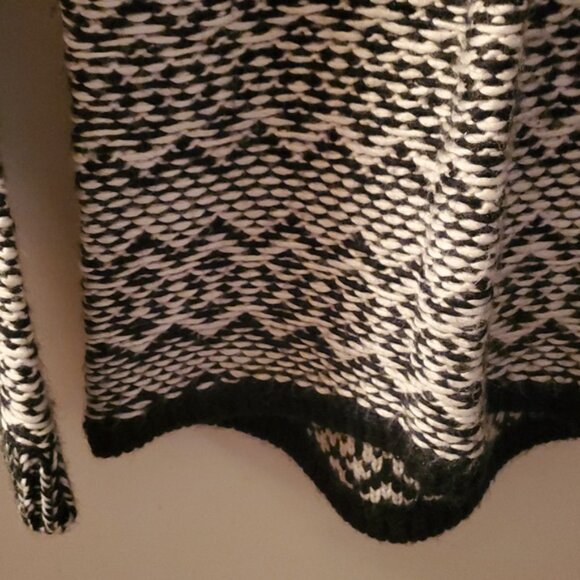 Wool blend sweater - Picture 3 of 6